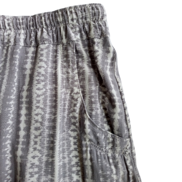 EDDIE BAUER Skirt Grey Pattern Lightweight with Pockets - Picture 5 of 8